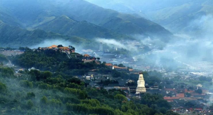 An International and Intensive Program on Buddhism at Mount Wutai