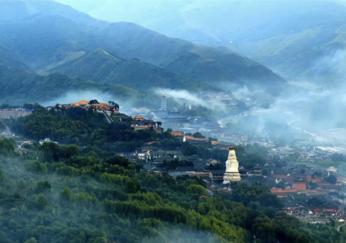 An International and Intensive Program on Buddhism at Mount Wutai